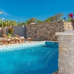 -pool With Whirpool And Waterfall Near Sandy - By Traveler Tourist Agency Krk Id 2174 Villa