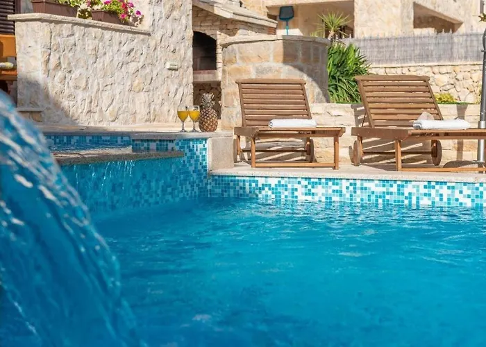 -pool With Whirpool And Waterfall Near Sandy - By Traveler Tourist Agency Krk Id 2174 Villa Vir