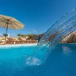 -pool With Whirpool And Waterfall Near Sandy - By Traveler Tourist Agency Krk Id 2174 *